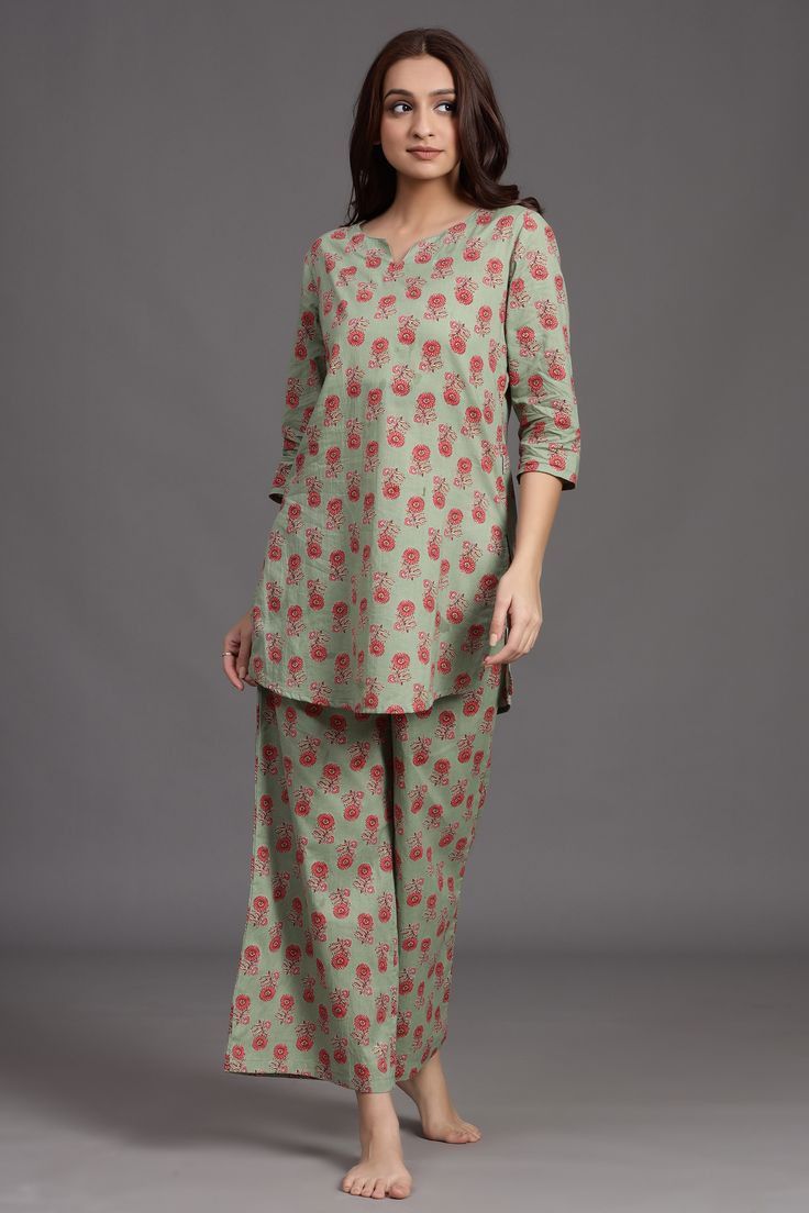 Night pyjamas - Image 3